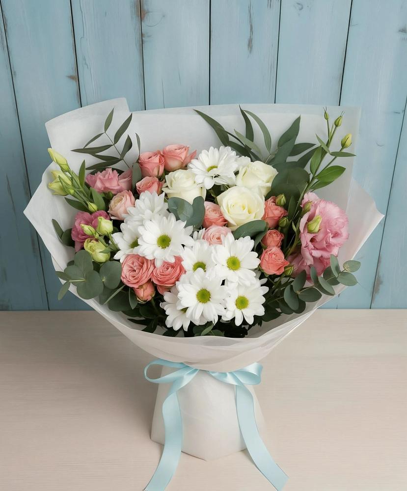 Букет цветов из: Розы, Лизиантусы и Хризантемы в Елани