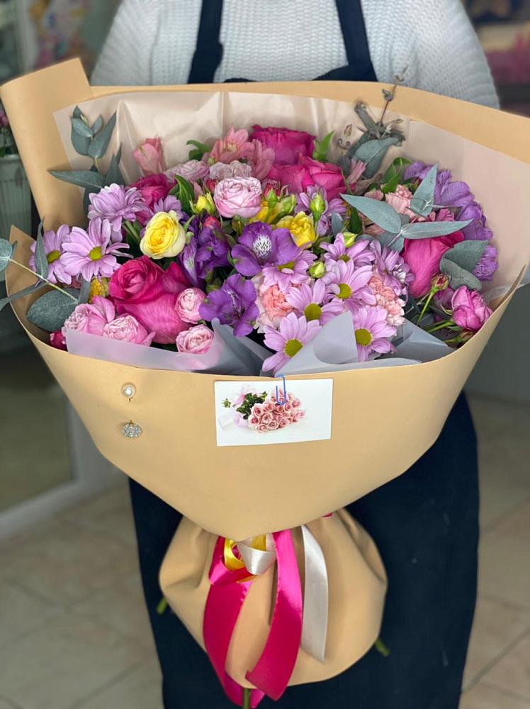 Букет цветов из: Хризантемы, Гвоздики и Альстромерии в Елани