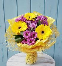 Букет цветов из:  Хризантемы и Герберы #REPLACE_PRED# Елани