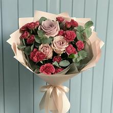 Букет цветов из:  Гвоздики и Розы #REPLACE_PRED# Елани